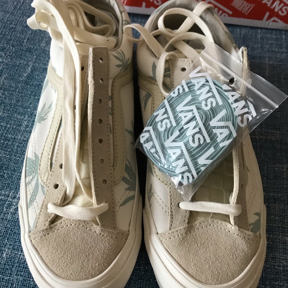 Modernica + Vans collab off white Sneakers
